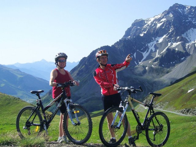 Découverte du Pays de la Meije en VTT