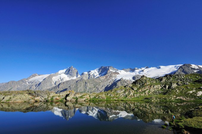 Le tour du plateau d’Emparis par les lacs