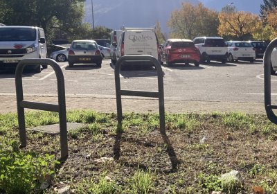 Attaches vélos – Parking Vénéon