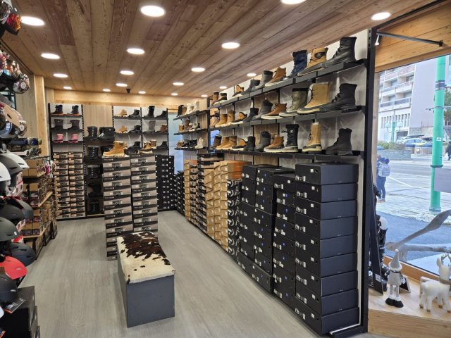 PHOTO3.jpg