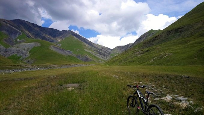 Le tour du plateau d’Emparis par les lacs