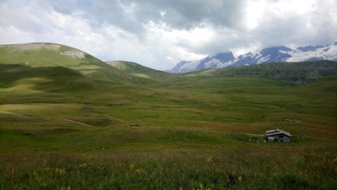 Le tour du plateau d’Emparis par les lacs