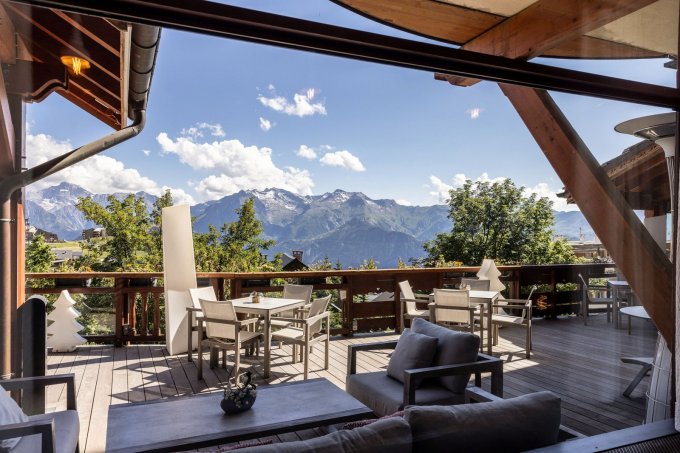 Aux Grands Rouges bar Grandes Rousses Hotel & Spa