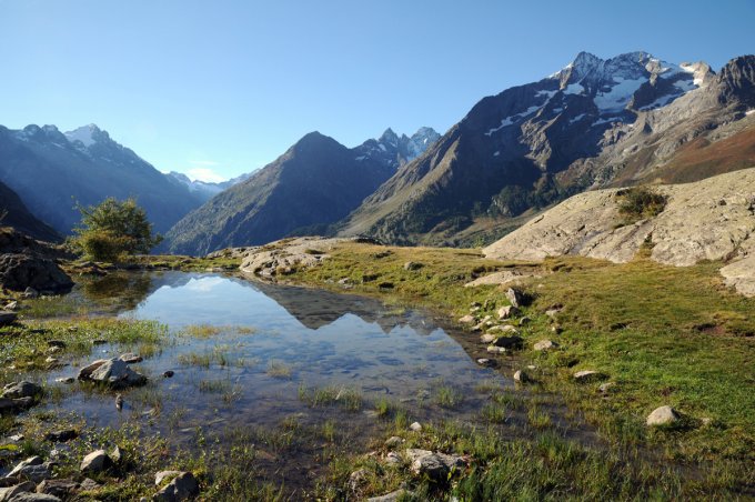 Le Miroir des Fétoules et Lauranoure