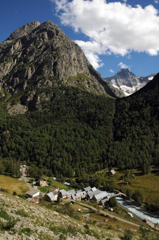 Les Etages